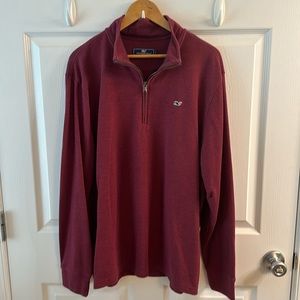 Men’s vineyard vines sweater